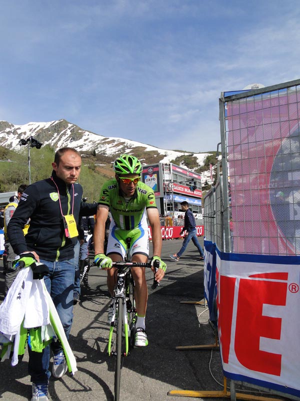 Ivan Basso all'arrivo di Montecampione © Photo Cristian Gualandris per Bikenews.it 